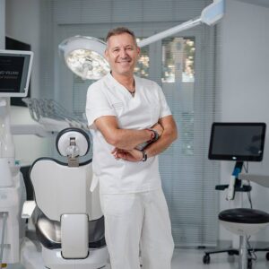 Dentista Cristiano Villani nello Studio Odontoiatrico Villani a Roma